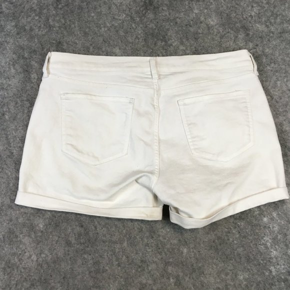 Old Navy Shorts 14 32 Women Semi Fitted Cuffed Mid Rise Jean Denim White Stretch - Picture 11 of 12